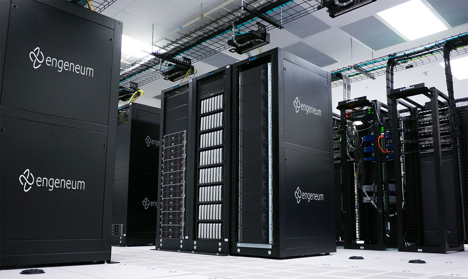 Engeneum servers